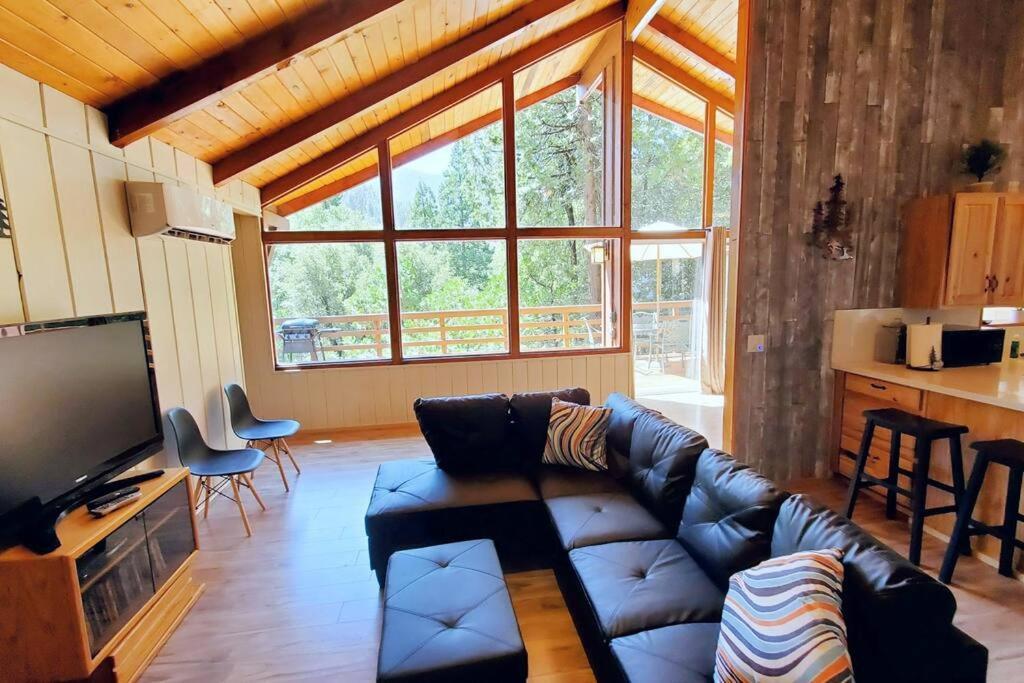 Redwood Retreat, Mountains, Adventure And Nature Ponderosa Eksteriør billede